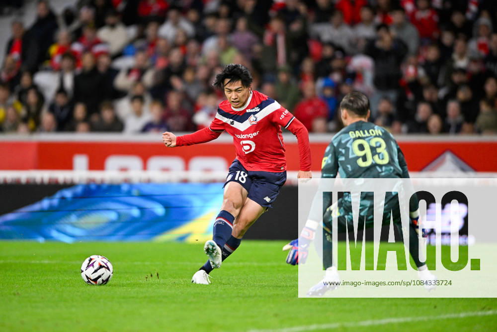 LOSC Lille v Le Havre Athletic Club - Ligue 1 McDonald s 2026 2027 Ayase UEDA of Lille and Gauthier GALLON of Le Havre AC during Ligue 1 McDonald s match between Lille and Le Havre at Stade Pierre-Mauroy on October 10, 2026 in Lille, France. Lille France