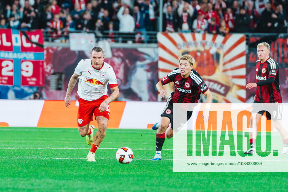 David Raum (RB Leipzig, 22) RB Leipzig vs Eintracht Frankfurt, Bundesliga, Germany, Football, 26 27, GER, Leipzig, Red Bull Arena Stadium DFL regulations prohibit any use of photographs as image sequences and or quasi-video.DFL regulations prohibit any use of photographs as image sequences and or quasi-video. Leipzig Red Bull Arena, Leipzig Sachsen GER