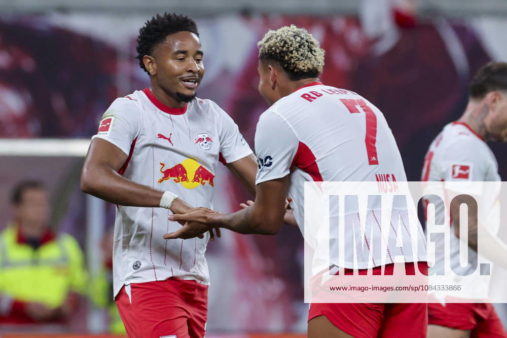 Christopher Nkunku (RB Leipzig) bejubelt seinen Treffer zum 3:0 mit Antonio Nusa (RB Leipzig) waehrend des spiels der 1. Bundesliga zwischen RB Leipzig und Eintracht Frankfurt, Red Bull Arena am 10. October 2026 in Leipzig, Deutschland. (Foto von Marco Steinbrenner DeFodi Images) +++ Christopher Nkunku (RB Leipzig) celebrates after scoring his teams third Goal with Antonio Nusa (RB Leipzig) during the Bundesliga match between RB Leipzig and Eintracht Frankfurt at Red Bull Arena on October 10, 2026 in Leipzig, Germany. (Photo by Marco Steinbrenner DeFodi Images) DFB DFL REGULATIONS PROHIBIT ANY USE OF PHOTOGRAPHS AS IMAGE SEQUENCES AND OR QUASI-VIDEO. (Photo by Marco Steinbrenner DeFodi Images) -