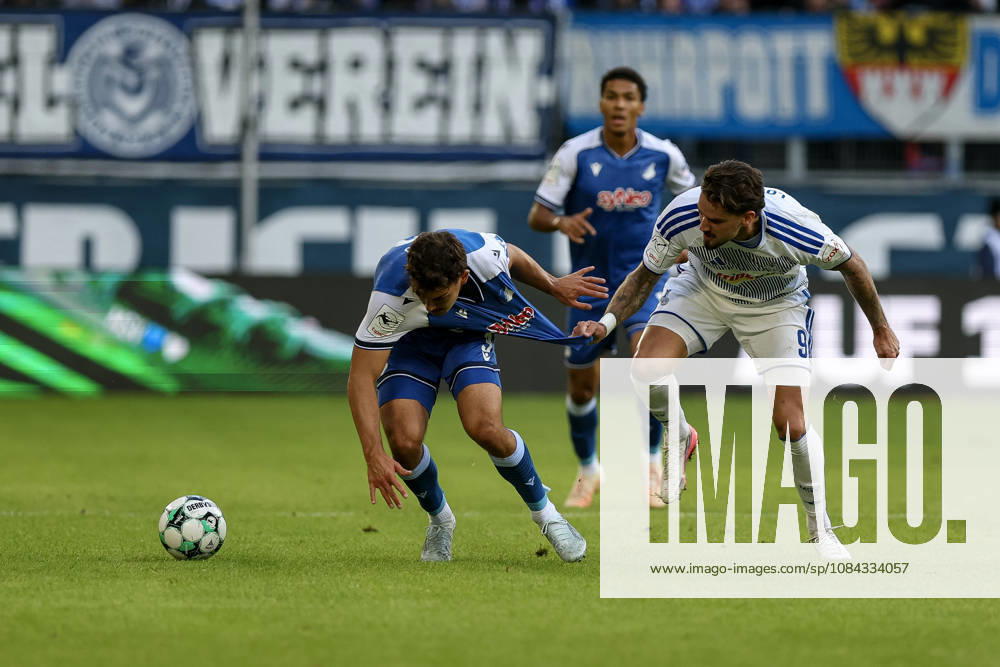 GER, Fussball, Herren, 3. Liga, Saison 2026 2027, MSV Duisburg - TSG Hoffenheim II Sean Dulic (TSG II) und Lex-Tyger Lobinger (Duisburg) im Kampf um den Ball Duisburg schauinsland-reisen-Arena Nordrhein-Westfalen Deutschland