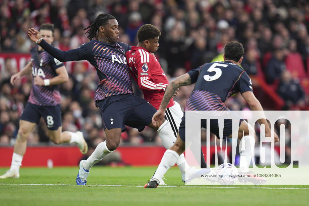 Manchester United, ManU v Tottenham Hotspur, Premier League Destiny Udogie of Tottenham Hotspur competes for the ball with Amad Diallo of Manchester United during the Manchester United v Tottenham Hotspur Premier League match at Old Trafford, Manchester, England on 10 October 2026 Credit: Steve Flynn Every Second Media Editorial use only. All images are copyright Every Second Media Limited. No images may be reproduced without prior permission. All rights reserved. Premier League and Football League images are subject to licensing agreements with Football DataCo Limited. see https: www.football-dataco.com