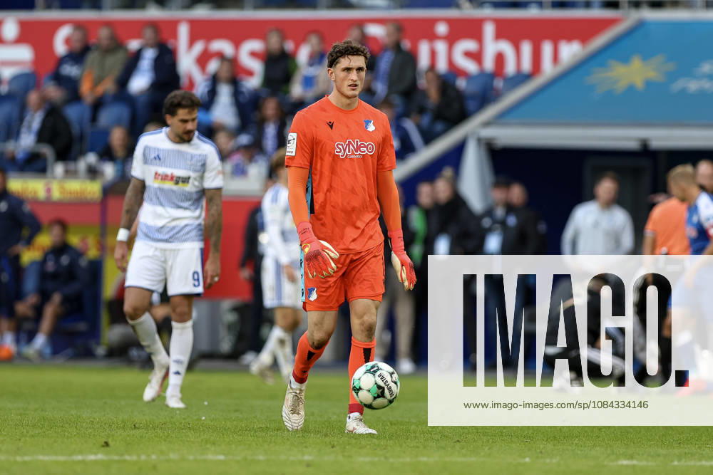 GER, Fussball, Herren, 3. Liga, Saison 2026 2027, MSV Duisburg - TSG Hoffenheim II Lukas Blöndal Petersson (TSG II) in Aktion am Ball, Einzelaktion Duisburg schauinsland-reisen-Arena Nordrhein-Westfalen Deutschland