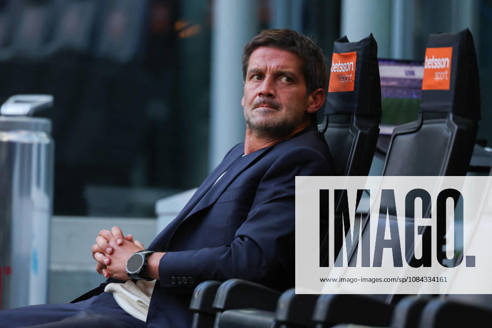 SOCCER - Serie A - Inter - FC Internazionale vs. Parma Calcio Photo by IPA ABACAPRESS.COM89510931 - Cristian Chivu, head coach of FC Internazionale, watches during the Serie A Enilive 2026 27 soccer match between FC Internazionale and Parma Calcio 1913. Milan Italy