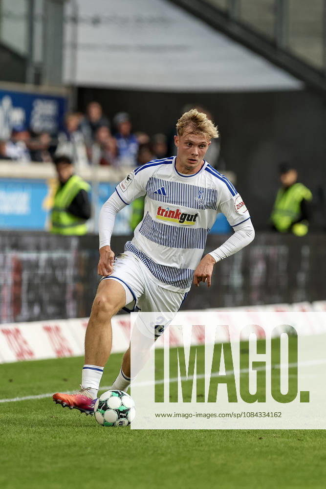 GER, Fussball, Herren, 3. Liga, Saison 2026 2027, MSV Duisburg - TSG Hoffenheim II Peter Remmert (Duisburg) in Aktion am Ball, Einzelaktion Duisburg schauinsland-reisen-Arena Nordrhein-Westfalen Deutschland