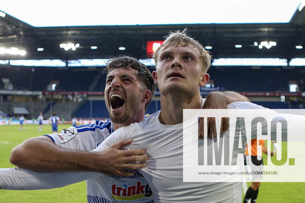GER, Fussball, Herren, 3. Liga, Saison 2026 2027, MSV Duisburg - TSG Hoffenheim II Peter Remmert (Duisburg) Torjubel, jubelt nach seinem Treffer zum 3:2 mit Tobias Fleckstein (Duisburg) Duisburg schauinsland-reisen-Arena Nordrhein-Westfalen Deutschland