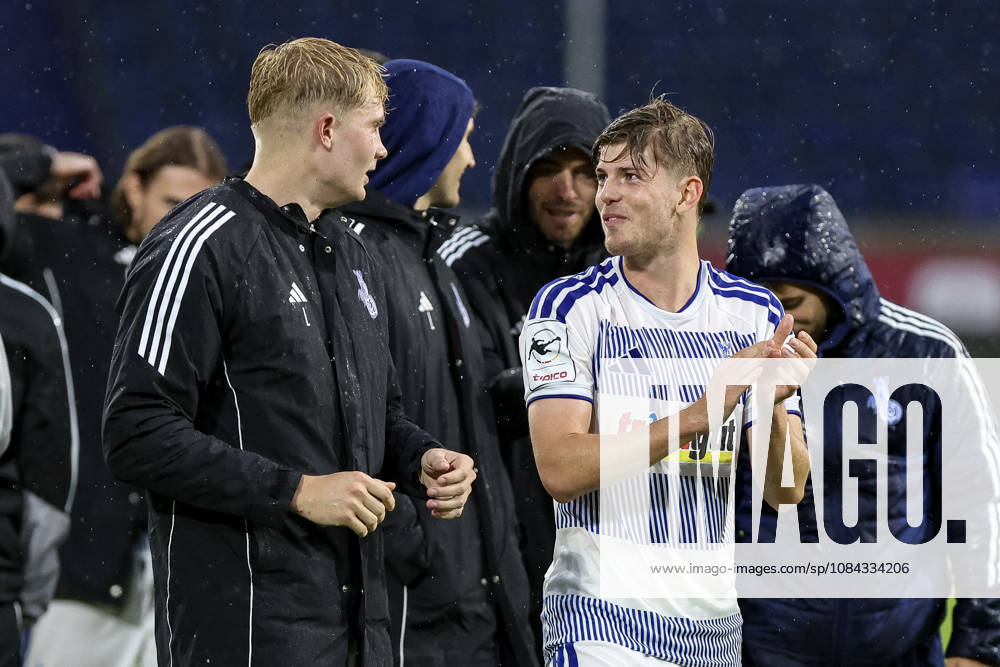 GER, Fussball, Herren, 3. Liga, Saison 2026 2027, MSV Duisburg - TSG Hoffenheim II Peter Remmert (Duisburg) und Frederik Christensen (Duisburg) Schlussjubel, jubelt nach dem Sieg Duisburg schauinsland-reisen-Arena Nordrhein-Westfalen Deutschland