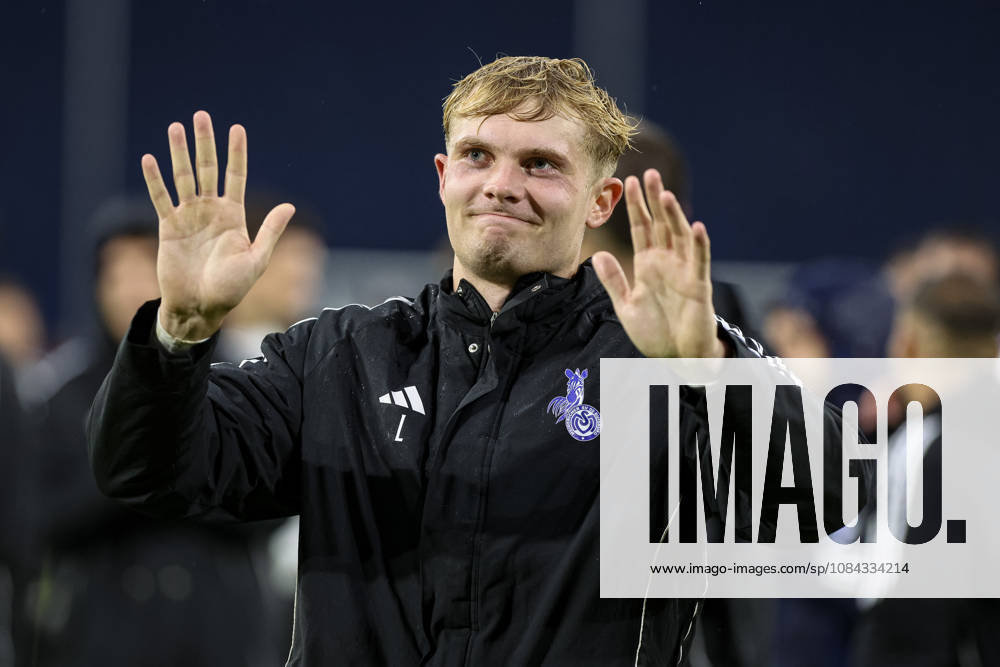 GER, Fussball, Herren, 3. Liga, Saison 2026 2027, MSV Duisburg - TSG Hoffenheim II Peter Remmert (Duisburg) Schlussjubel, jubelt nach dem Sieg Duisburg schauinsland-reisen-Arena Nordrhein-Westfalen Deutschland
