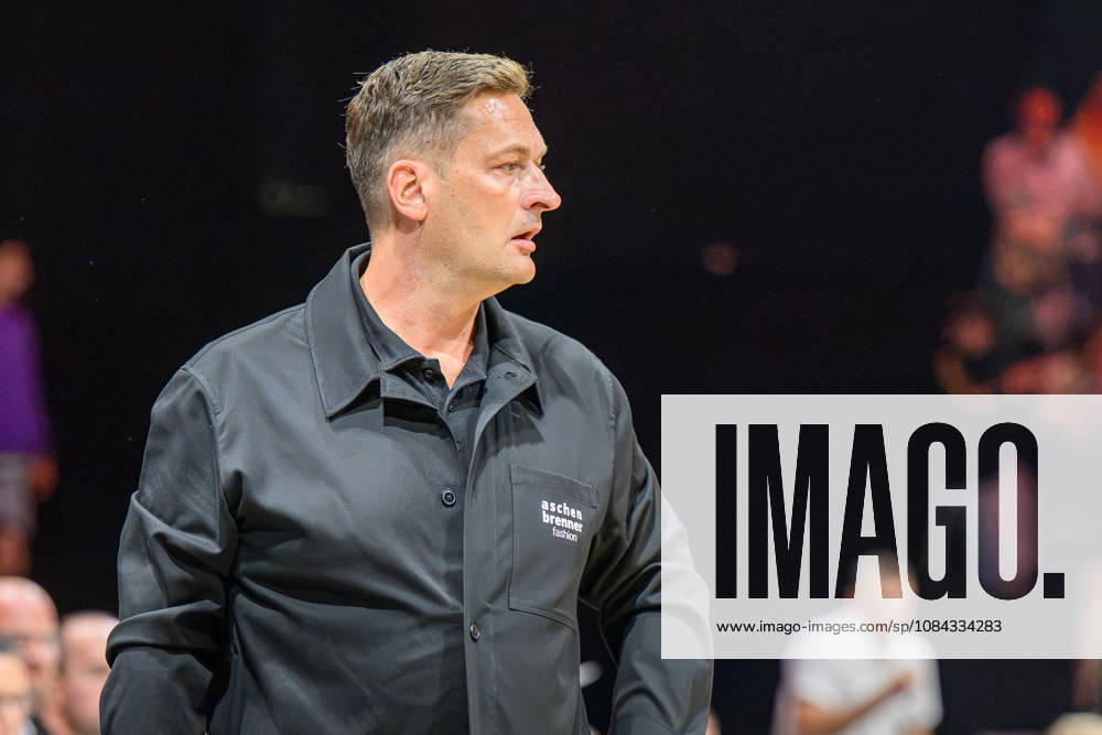 Basketball - Saison 2026 2027 - 2. Bundesliga Pro-A - 4. Spieltag: Nürnberg Falcons Basketball Club NBC - Kreisbau Kirchheim Knights - AlSch - - Igor Perovic (Trainer Headcoach Kirchheim Knights )