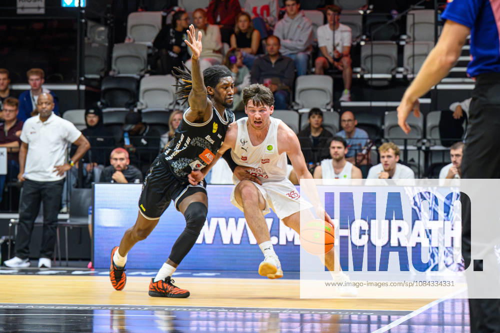 Basketball - Saison 2026 2027 - 2. Bundesliga Pro-A - 4. Spieltag: Nürnberg Falcons Basketball Club NBC - Kreisbau Kirchheim Knights - AlSch - - Tyrel Morgan (11, Kreisbau Kirchheim Knights ) Nate Heise (33, Nürnberg Falcons BC NBC )