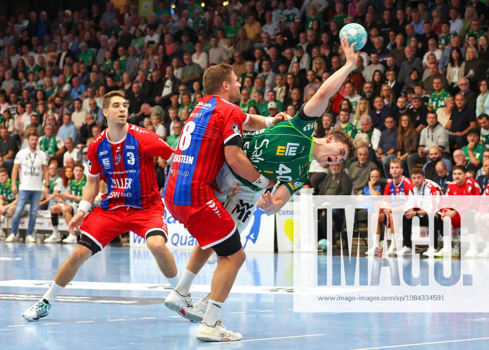 Deutschland, Göppingen, Handball Opel HBL Bundesliga, FRISCH AUF! Göppingen vs. SG BBM Bietigheim, v.l. , Nikola Vlahovic (BBM), Fabian Wiederstein (BBM), Elias Newel (FAG)