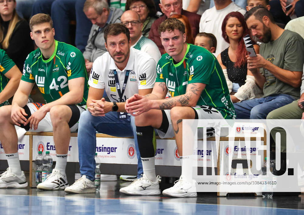 Deutschland, Göppingen, Handball Opel HBL Bundesliga, FRISCH AUF! Göppingen vs. SG BBM Bietigheim, FAG Trainer Ben Matschke