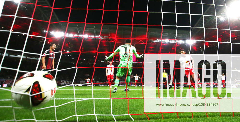 RB Leipzig - Frankfurt Bundesliga Leipzig, 10.10.2026, Red Bull Arena, Fußball, 1.Bundesliga, 5.Spieltag , RB Leipzig vs. SG Eintracht Frankfurt , Im Bild: Tor für RB Leipzig. Christopher Nkunku ( 28, RBL) trifft zum 4:0. , Nur zur redaktionellen Nutzung. Only editorial use. , DFL DFB regulations prohibit any use of photographs as image sequences and or quasi-video. ,