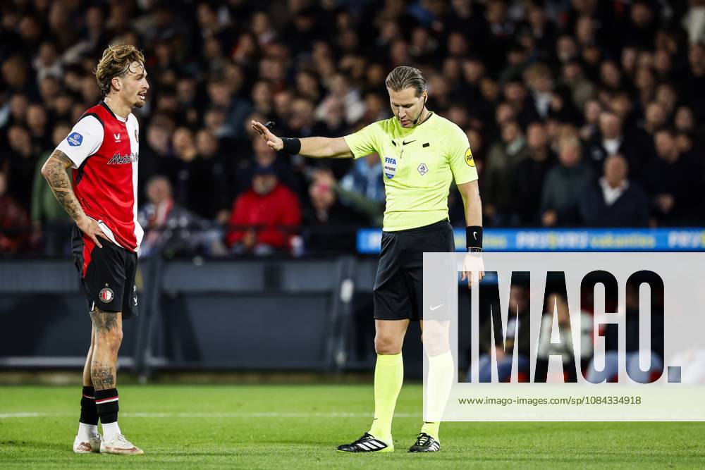 ROTTERDAM - (lr) Luciano Valente of Feyenoord, Referee Danny Makkelie during the Dutch Eredivisie match between Feyenoord and AZ Alkmaar at Feyenoord stadium De Kuip on 10 October 2026 in Rotterdam, the Netherlands. BAS CZERWINSKI ANP Eredivisie 2026 27 ANPxSportx IVx 572044861 originalFilename: 572044861