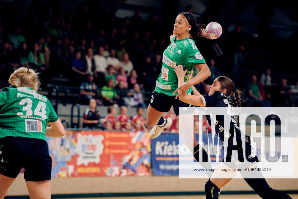 NAOMI CONZE (Fuechse Berlin, 05), GER, 2. Handball - Bundesliga Frauen, Fuechse Berlin vs. SG Nuertingen-Zizishausen, Saison 2026 27, 5. Spieltag, 10.10.2026 GER, 2. Handball - Bundesliga Frauen, Fuechse Berlin vs. SG Nuertingen-Zizishausen, Saison 2026 27, 5. Spieltag, 10.10.2026 Berlin