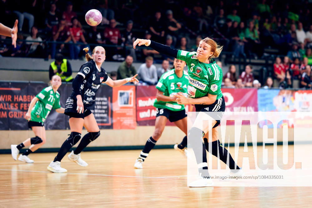 SARA SAETRE ROENNINGEN (Fuechse Berlin, 03), GER, 2. Handball - Bundesliga Frauen, Fuechse Berlin vs. SG Nuertingen-Zizishausen, Saison 2026 27, 5. Spieltag, 10.10.2026 GER, 2. Handball - Bundesliga Frauen, Fuechse Berlin vs. SG Nuertingen-Zizishausen, Saison 2026 27, 5. Spieltag, 10.10.2026 Berlin