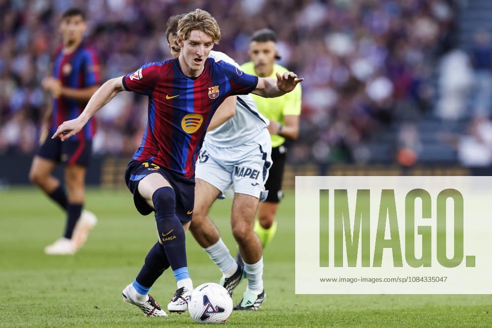 Anthony Gordon of FC Barcelona, Barca in action during the Spanish league, LaLiga EA Sports, football match played between FC Barcelona and Getafe CF at Spotify Camp Nou stadium on October 10, 2026 in Barcelona, Spain. FC Barcelona V Getafe CF - LaLiga EA Sports - ZUMAa181 20261010_zaa_a181_082