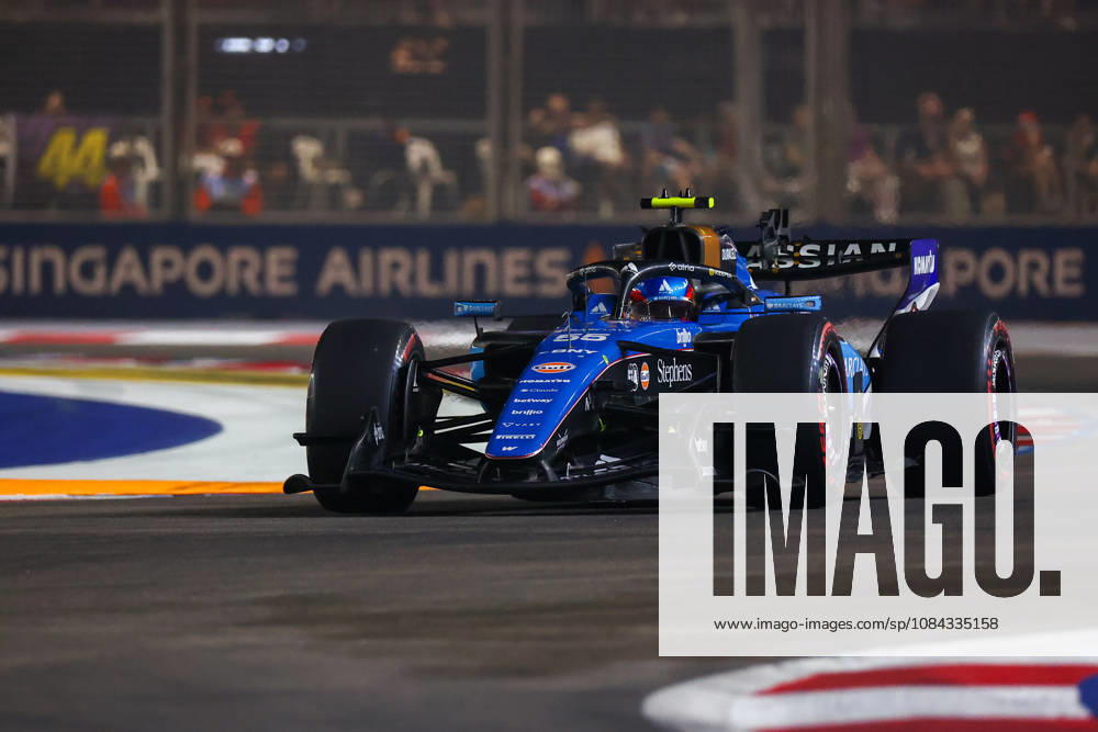 Formula 1 Singapore Grand Prix SINGAPORE - OCTOBER 10: Williams s driver Carlos Sainz during the Qualifying Session at the Formula One Grand Prix of Singapore, at the Marina Bay Street Circuit in Singapore, on October 10, 2026. Daniel Ceng Anadolu Singapore Singapore. Editorial use only. Please get in touch for any other usage.