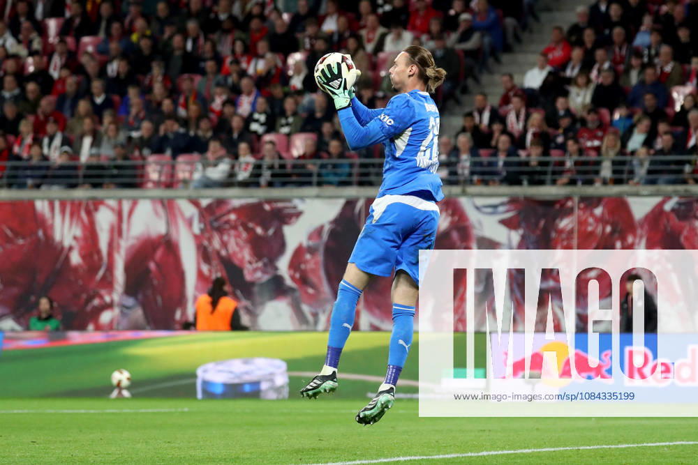 Fussball 1.Bundesliga, RB Leipzig - Eintracht Frankfurt v.l. Maarten Vandevoordt (RB Leipzig) Leipzig