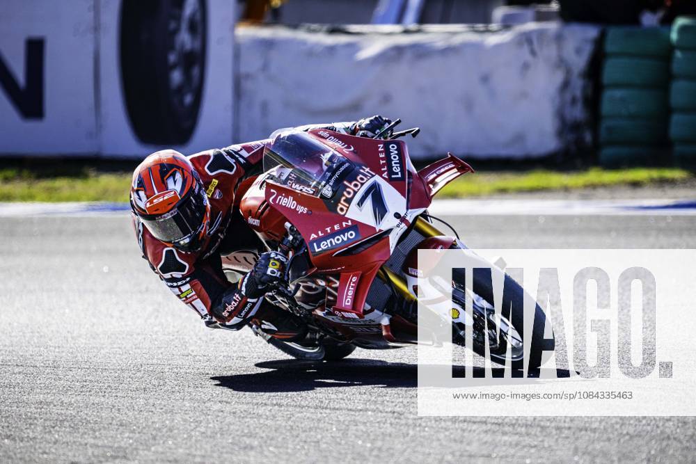 Iker Lecuona of Aruba.It Racing - Ducati in action during the Race 1 of the FIM Superbike World Championship, WM, Weltmeisterschaft at Circuito Estoril on October 10, 2026 in Cascais, Portugal. Cascais Portugal - ZUMAr200 20261010_zsp_r200_103