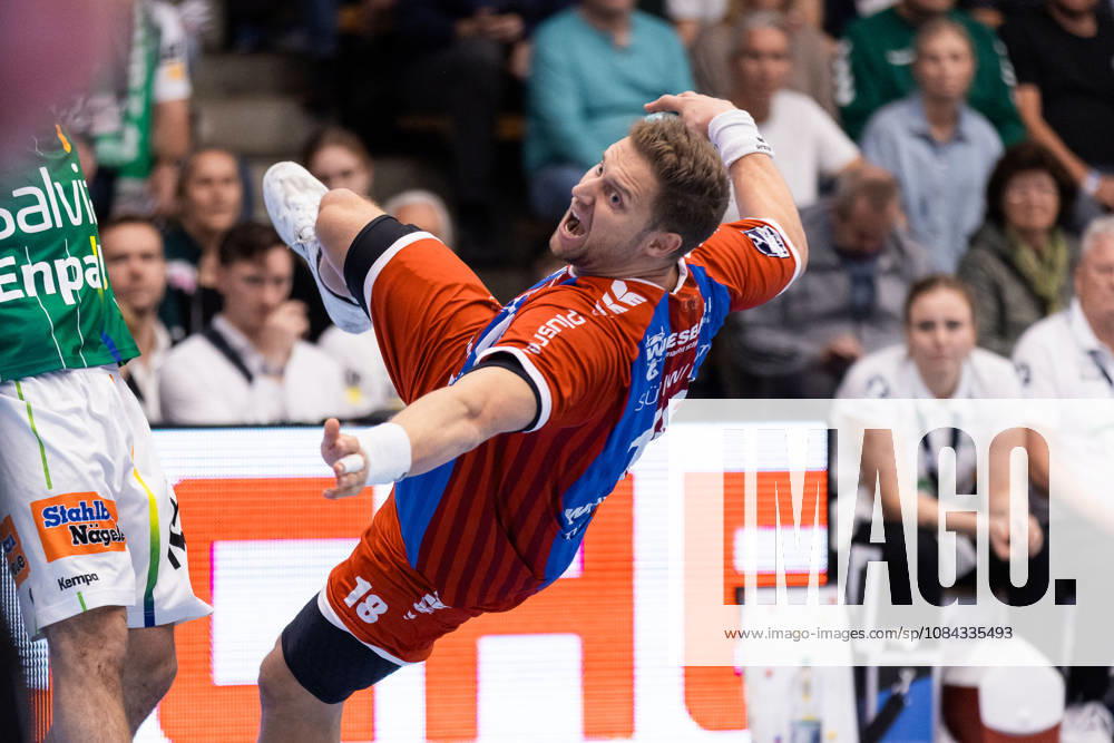Fabian WIEDERSTEIN (SG BBM Bietigheim, 18) erzielt ein Tor, Aktion, Torwurf GER, FRISCH AUF! Goeppingen vs. SG BBM Bietigheim, Handball, Bundesliga, OPEL HBL, 8. Spieltag, Spielzeit 2026 2027, 10.10.2026, GER, FRISCH AUF! Goeppingen vs. SG BBM Bietigheim, Handball, Bundesliga, OPEL HBL, 8. Spieltag, Spielzeit 2026 2027, 10.10.2026, Goeppingen