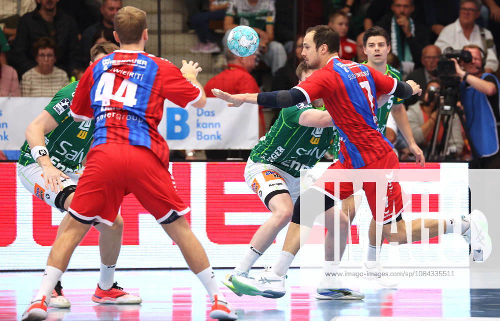 Deutschland, Göppingen, Handball Opel HBL Bundesliga, FRISCH AUF! Göppingen vs. SG BBM Bietigheim, Dominik Claus (BBM)