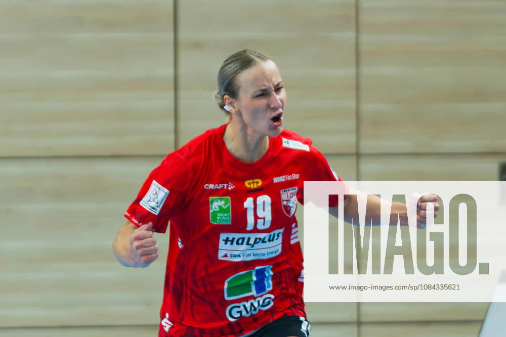Lea Gruber (Halle, 19) jubelt nach Torwurf, SV Union Halle-Neustadt vs. BSV Sachsen Zwickau, Handball Bundesliga Frauen, 1. Bundesliga 5. Spieltag Saison 2026 27, 10.10.2026 Halle SWH Arena Sachsen-Anhalt Deutschland