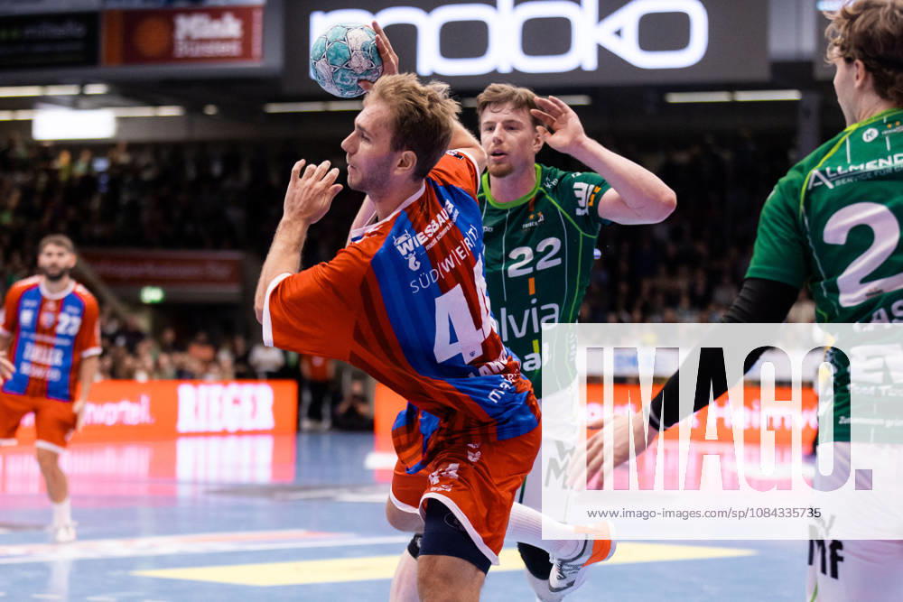 Mathias Rohde LARSON (SG BBM Bietigheim, 44) erzielt ein Tor, Aktion, Torwurf GER, FRISCH AUF! Goeppingen vs. SG BBM Bietigheim, Handball, Bundesliga, OPEL HBL, 8. Spieltag, Spielzeit 2026 2027, 10.10.2026, GER, FRISCH AUF! Goeppingen vs. SG BBM Bietigheim, Handball, Bundesliga, OPEL HBL, 8. Spieltag, Spielzeit 2026 2027, 10.10.2026, Goeppingen