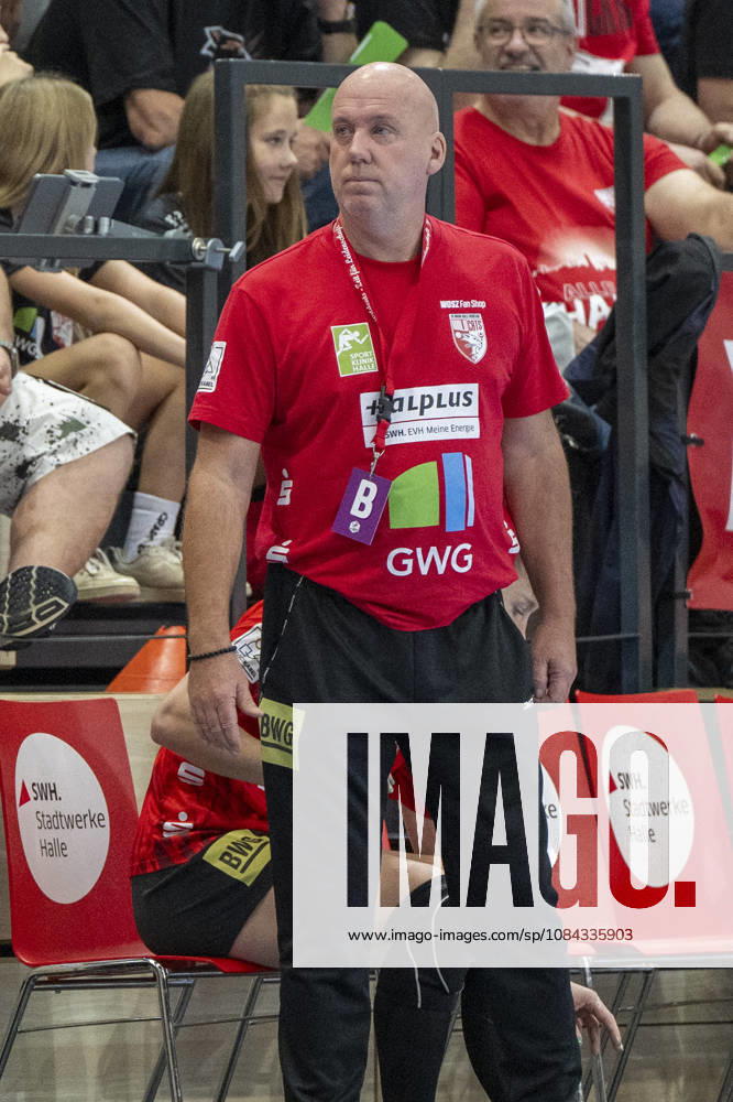 Alsco Handball Bundesliga Frauen, Saison 2026 2027 SV Union Halle-Neustadt vs.BSV Sachsen Zwickau Halle, Deutschland 09.September 2026: Im Bild:Trainer Pether Krautmeyer (Halle) Aktion, Einzelbild, Halle Saale SWH Arena Sachsen-Anhalt Deutschland