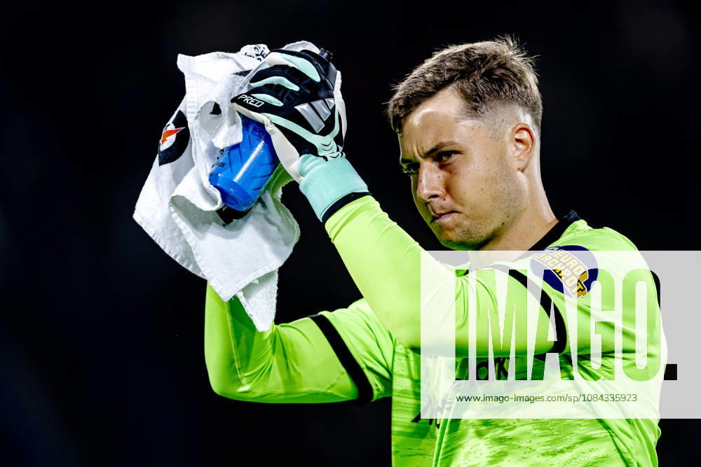ROTTERDAM - SC Feyenoord Rotterdam goalkeeper Tjark Ernst during the Vriendenloterij Eredivisie match between Feyenoord and AZ at De Kuip on 10 October 2026 in Rotterdam, Netherlands. (Photo by DeFodi Images) -