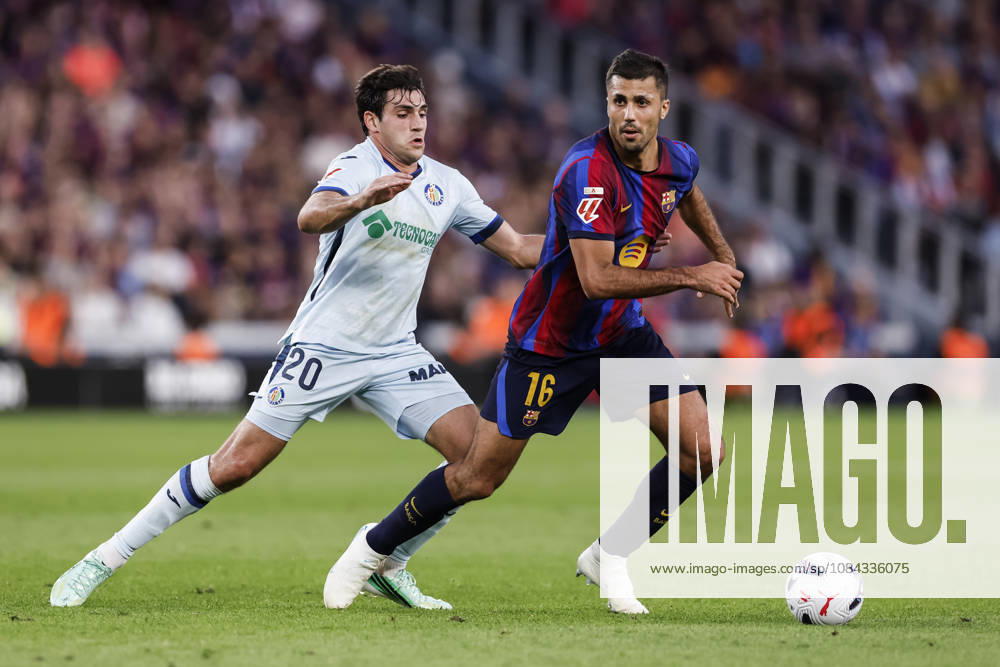 Rodri of FC Barcelona, Barca and Ivan Azon of Getafe CF in action during the Spanish league, LaLiga EA Sports, football match played between FC Barcelona and Getafe CF at Spotify Camp Nou stadium on October 10, 2026 in Barcelona, Spain. Barcelona Spain - ZUMAa181 20261010_zaa_a181_096