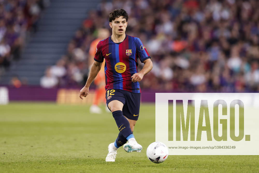 Xavi Espart of FC Barcelona, Barca in action during the Spanish league, LaLiga EA Sports, football match played between FC Barcelona and Getafe CF at Spotify Camp Nou stadium on October 10, 2026 in Barcelona, Spain. Barcelona Spain - ZUMAa181 20261010_zaa_a181_100