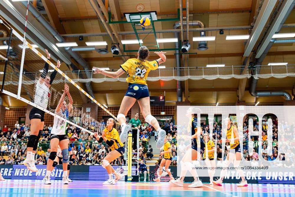 GER, Volleyball, Dekra 1.Bl, Frauen, Saison 26 27, Haputrunde, VfB Suhl Lotto Thueringen - Skurios Volleys Borken Candela Alonso Corcelles (VfB Suhl Lotto Thueringen) 98527 Suhl Sporthalle Wolfsgrube Thüringen Deutschland