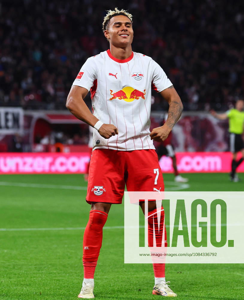 RB Leipzig - Frankfurt Bundesliga Leipzig, 10.10.2026, Red Bull Arena, Fussball, Bundesliga, Spieltag 5 , RB Leipzig vs. SG Eintracht Frankfurt , Tor für Leipzig zum5:0. Im Bild: Torschütze Antonio Nusa (7, RB Leipzig), Torjubel. ,