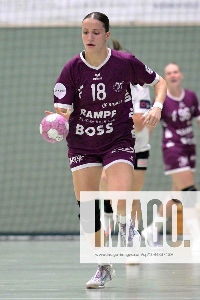 Santina Sabatnig (TusSies Metzingen, 18) am Ball TusSies Metzingen vs. SCM Ramnicu Valcea, Handball, EHF, Europa Leauge Qualifikation Rueckspiel, Saison 2026 2027, 10.10.2026 TusSies Metzingen vs. SCM Ramnicu Valcea, Handball, EHF, Europa Leauge Qualifikation Rueckspiel, Saison 2026 2027, 10.10.2026 Metzingen
