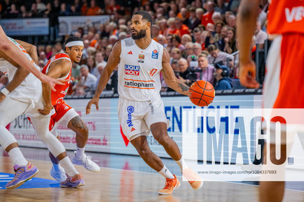 1. Basketball Bundesliga, easyCredit BBL, Saison 2026 2027, Herren, Hauptrunde, 5. Spieltag, 10.10.2026, RASTA Vechta - ratiopharm ulm Marvin Heckel ( 47 - ratiopharm ulm) in Aktion Vechta RASTA Dome Niedersachsen Deutschland