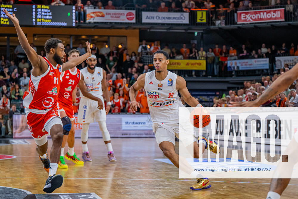 1. Basketball Bundesliga, easyCredit BBL, Saison 2026 2027, Herren, Hauptrunde, 5. Spieltag, 10.10.2026, RASTA Vechta - ratiopharm ulm Jaylen Sims ( 30 - ratiopharm ulm) in Aktion Vechta RASTA Dome Niedersachsen Deutschland