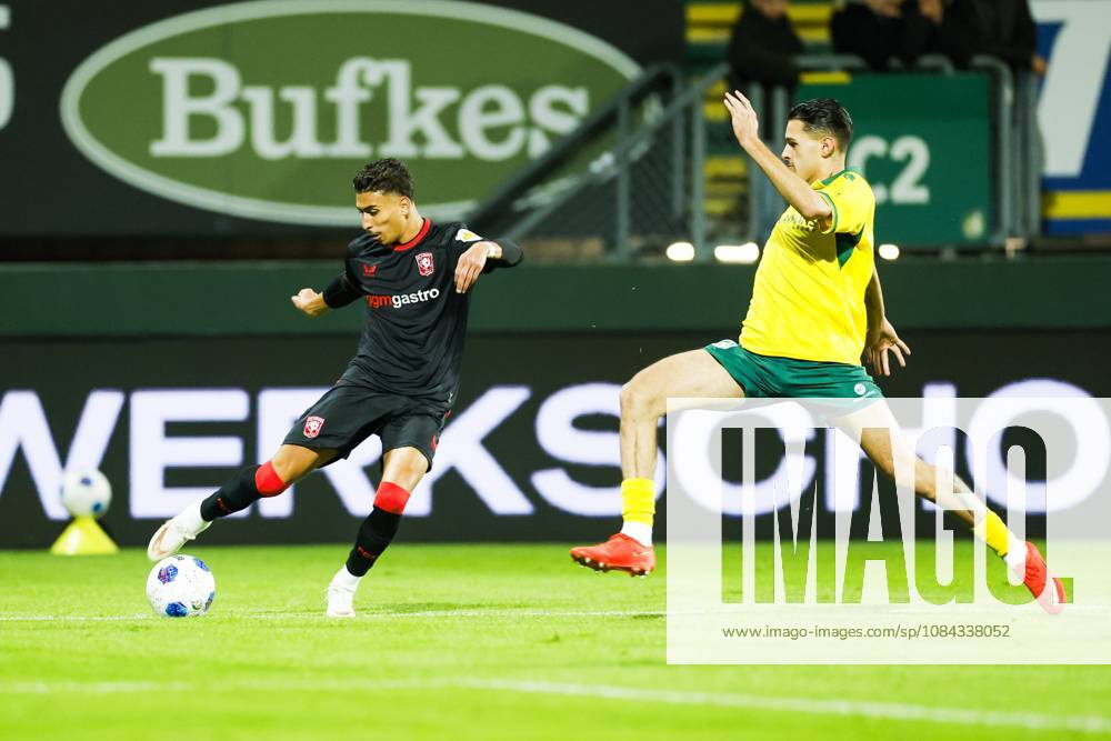 SITTARD - Younes Taha of FC Twente, Justin Hubner of Fortuna Sittard (lr) during the Dutch Eredivisie match between Fortuna Sittard and FC Twente at the Fortuna Sittard stadium on 10 October 2026 in Sittard, the Netherlands. IRIS VAN DEN BROEK ANP Eredivisie 2026 27 ANPxSportx IVx 572050777 originalFilename: 572050777