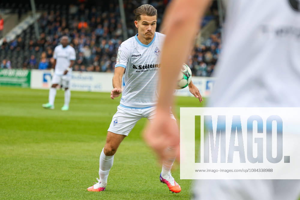 Diego Michel (SV Waldhof Mannheim, 28) Fussball: 3. Liga, 8. Spieltag, SG Sonnenhof Großaspach vs. SV Waldhof Mannheim am 10.10.2026 in Aspach-Großaspach (WIRmachenDRUCK Arena), Deutschland Aspach-Großaspach WIRmachenDRUCK Arena Deutschland