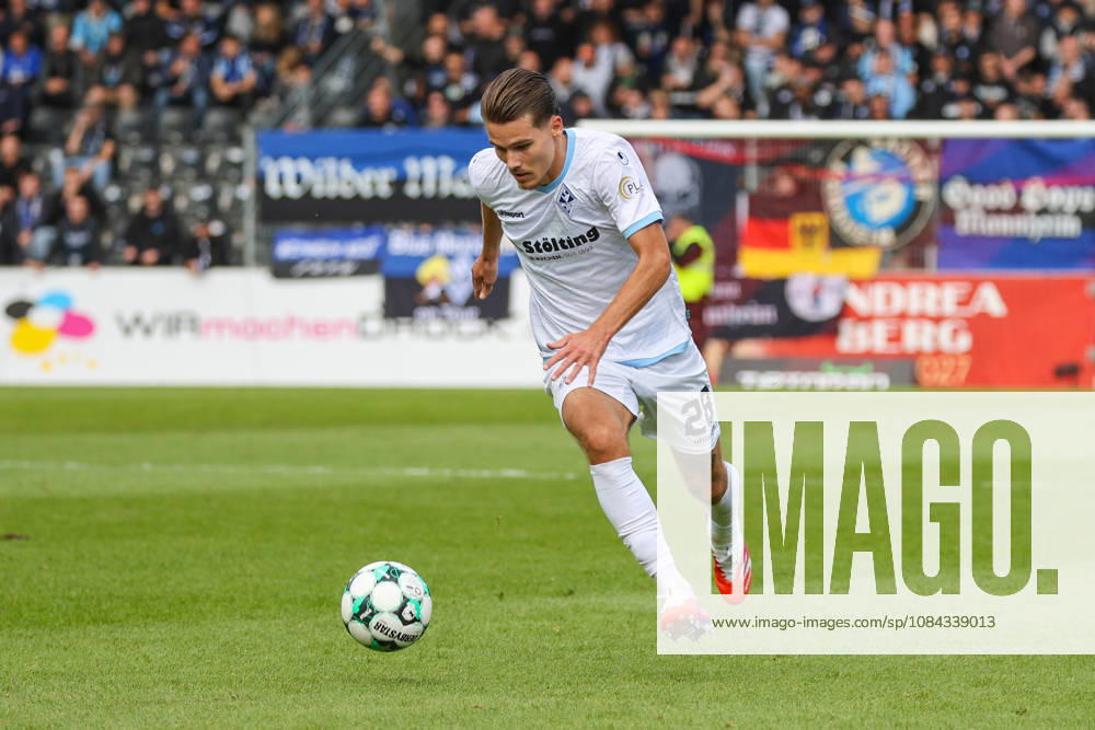Diego Michel (SV Waldhof Mannheim, 28) Fussball: 3. Liga, 8. Spieltag, SG Sonnenhof Großaspach vs. SV Waldhof Mannheim am 10.10.2026 in Aspach-Großaspach (WIRmachenDRUCK Arena), Deutschland Aspach-Großaspach WIRmachenDRUCK Arena Deutschland