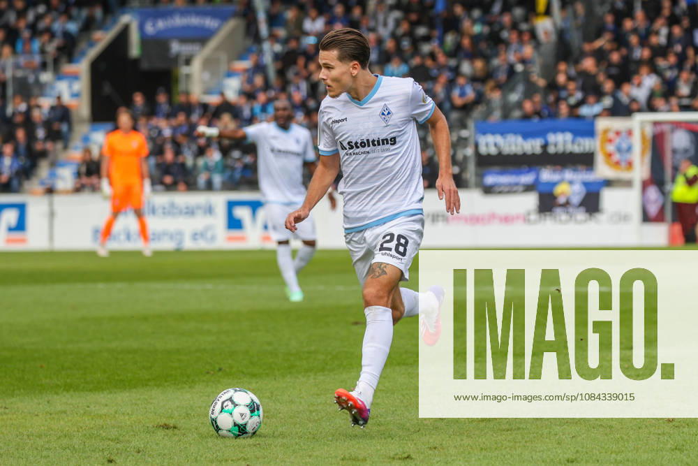 Diego Michel (SV Waldhof Mannheim, 28) Fussball: 3. Liga, 8. Spieltag, SG Sonnenhof Großaspach vs. SV Waldhof Mannheim am 10.10.2026 in Aspach-Großaspach (WIRmachenDRUCK Arena), Deutschland Aspach-Großaspach WIRmachenDRUCK Arena Deutschland