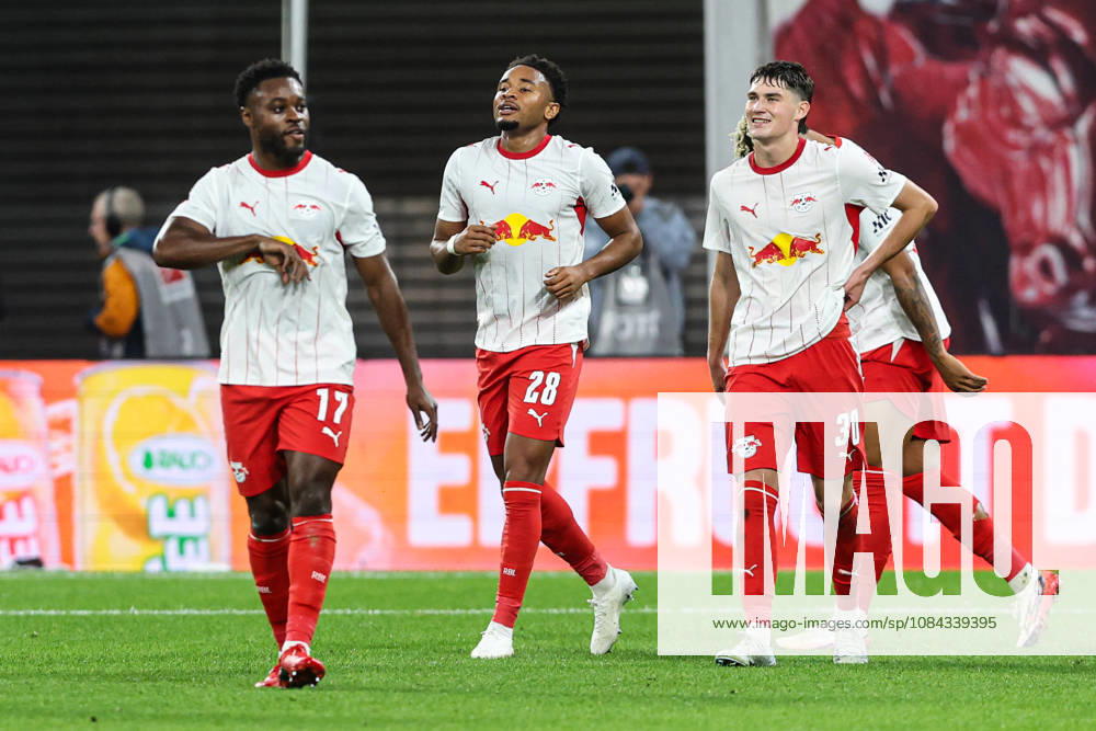 Torjubel - Torschütze Christopher Nkunku (RB Leipzig,28) trifft zum 4-0 - 1. Fussball Bundesliga Saison 2026-2027 Punktspiel RB Leipzig vs.Eintracht Frankfurt in der Red Bull Arena in Leipzig - Aktion,Fussball,Deutschland,Mann,Männer
