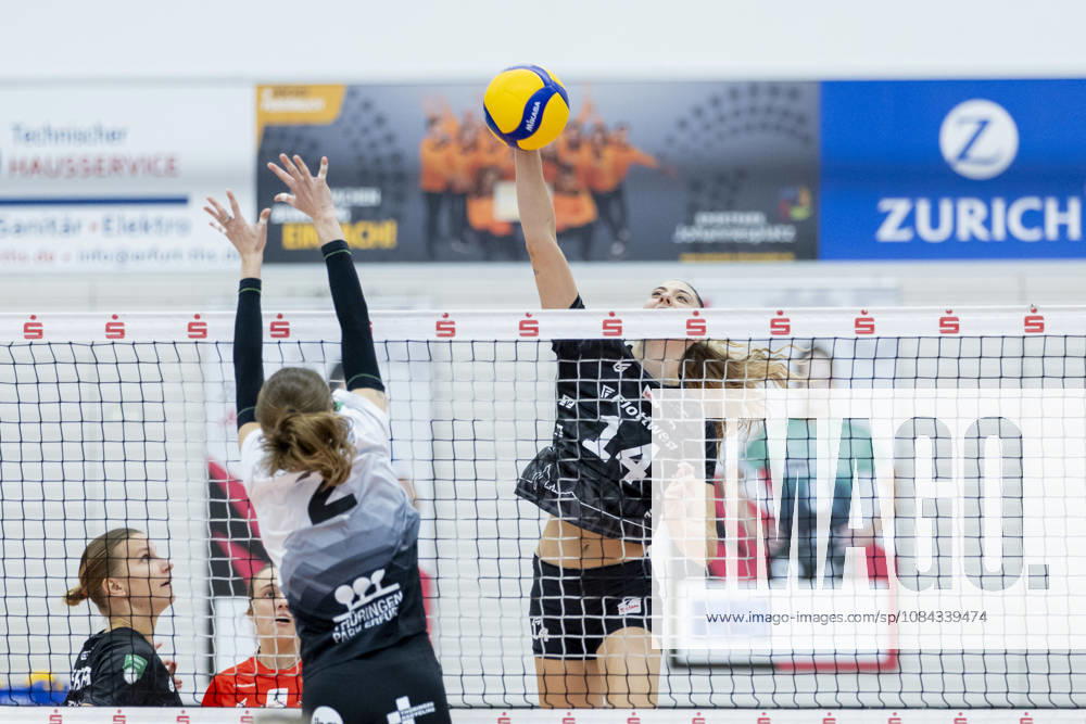 DEKRA 1. Bundesliga Frauen: Schwarz-Weiss Erfurt vs. Rote Raben Vilsbiburg; Erfurt; 10.10.2026 Amanda Cavalcanti ( 14; Rote Raben Vilsbiburg) gegen Elizabeth Sandbothe ( 2; Schwarz-Weiss Erfurt) DEKRA 1. Bundesliga Frauen: Schwarz-Weiss Erfurt vs. Rote Raben Vilsbiburg; Riethsporthalle Erfurt