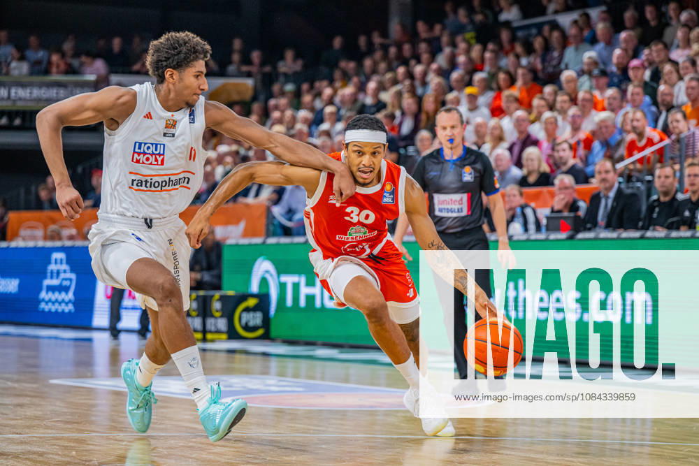 1. Basketball Bundesliga, easyCredit BBL, Saison 2026 2027, Herren, Hauptrunde, 5. Spieltag, 10.10.2026, RASTA Vechta - ratiopharm ulm Nelson Weidemann ( 30 - RASTA Vechta) in Aktion Vechta RASTA Dome Niedersachsen Deutschland