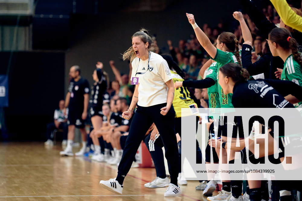 Fuechse Berlin jubeln ueber Unentschieden, SUSANN MUELLER (Fuechse Berlin, Trainerin), GER, 2. Handball - Bundesliga Frauen, Fuechse Berlin vs. SG Nuertingen-Zizishausen, Saison 2026 27, 5. Spieltag, 10.10.2026 GER, 2. Handball - Bundesliga Frauen, Fuechse Berlin vs. SG Nuertingen-Zizishausen, Saison 2026 27, 5. Spieltag, 10.10.2026 Berlin