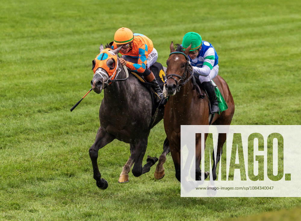 Merlin Monroan (6) ridden by Tyler Gaffalione wins an allowance on QEII GI Day on October 10, 2026. Candice Chavez Eclipse Sportswire CSM Lexington USA - ZUMAcs17 20261010_faf_cs17_011