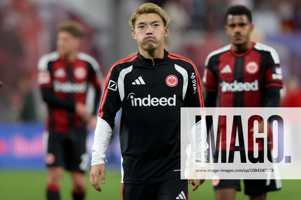 Fussball 1.Bundesliga, RB Leipzig - Eintracht Frankfurt v.l. Ritsu Doan (Eintracht Frankfurt) Enttäuscht, traurig, frustriert, ratlos, Leipzig