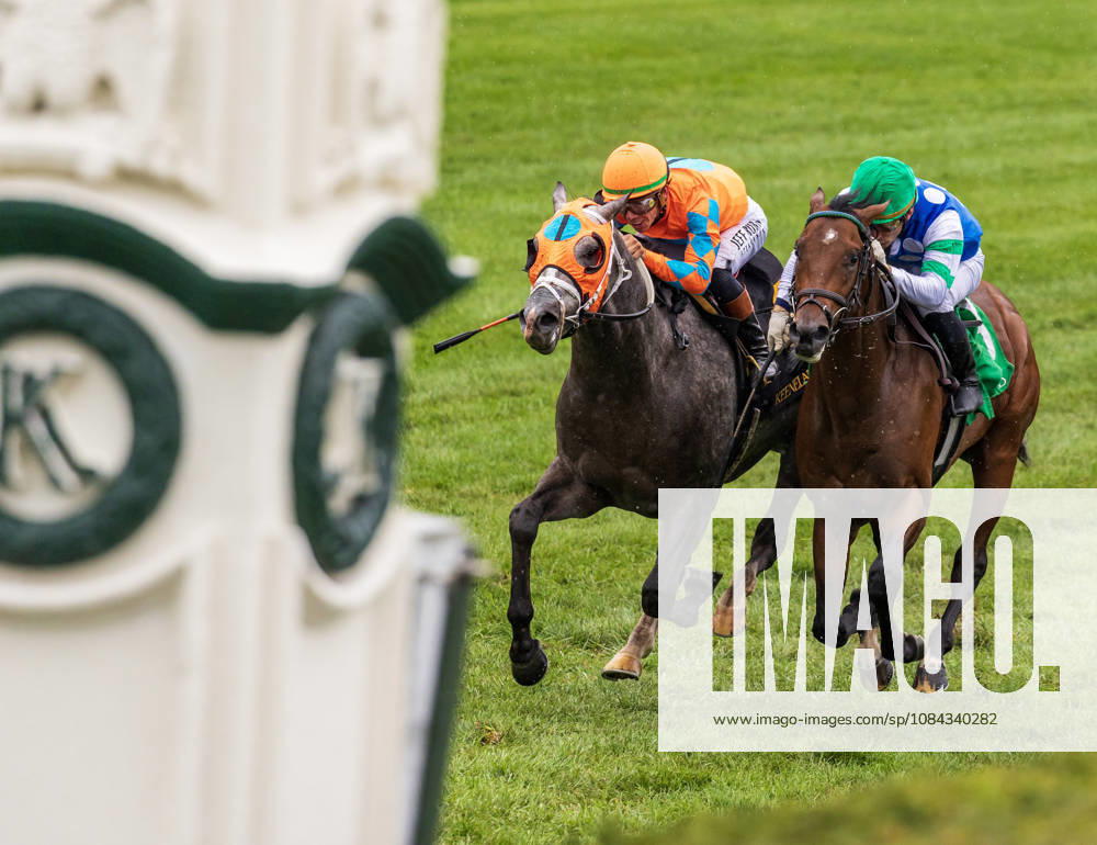 Merlin Monroan (6) ridden by Tyler Gaffalione wins an allowance on QEII GI Day on October 10, 2026. Candice Chavez Eclipse Sportswire CSM HORSE RACING 2026: QEII GI Day Keeneland OCT 10 - ZUMAcs17 20261010_faf_cs17_009