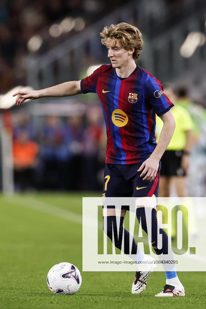 Anthony Gordon of FC Barcelona, Barca in action during the Spanish league, LaLiga EA Sports, football match played between FC Barcelona and Getafe CF at Spotify Camp Nou stadium on October 10, 2026 in Barcelona, Spain. FC Barcelona V Getafe CF - LaLiga EA Sports - ZUMAa181 20261010_zaa_a181_111