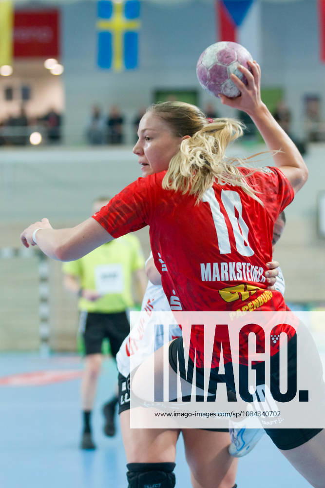 Viktoria Marksteiner (Halle, 10), SV Union Halle-Neustadt vs. BSV Sachsen Zwickau, Handball Bundesliga Frauen, 1. Bundesliga 5. Spieltag Saison 2026 27, 10.10.2026 Halle SWH Arena Sachsen-Anhalt Deutschland
