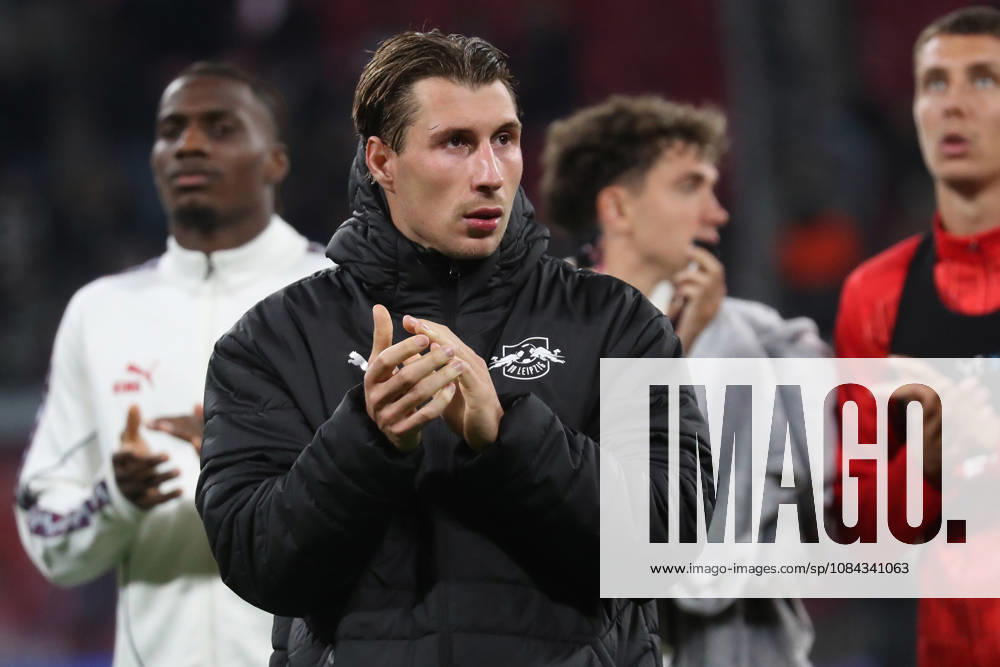 Fussball 1.Bundesliga, RB Leipzig - Eintracht Frankfurt v.l. Willi Orban (RB Leipzig) Leipzig